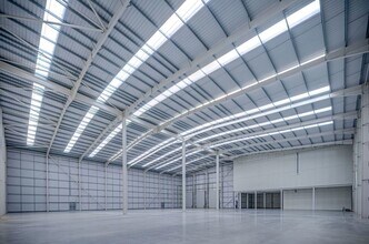 Limberline Rd, Portsmouth to rent Interior Photo- Image 2 of 4