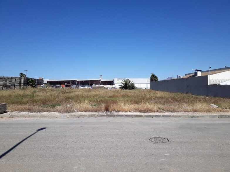 Industrial in Cox for sale - Building Photo - Image 1 of 4