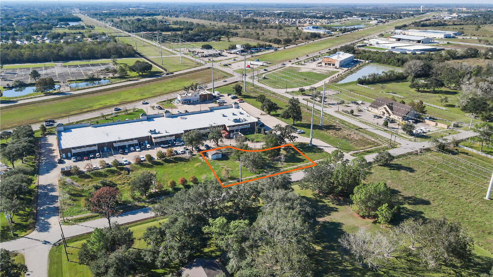 N HWY 35 Bypass, Alvin, TX for sale - Primary Photo - Image 1 of 9