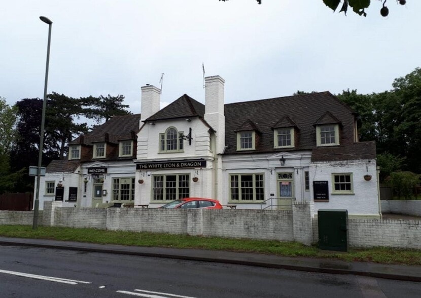 Perry Hl, Worplesdon for sale - Building Photo - Image 1 of 1