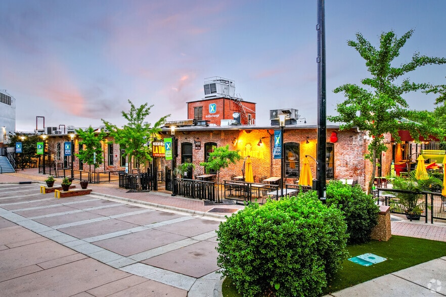 1000 Nc Music Factory Blvd, Charlotte, NC to rent - Building Photo - Image 3 of 17