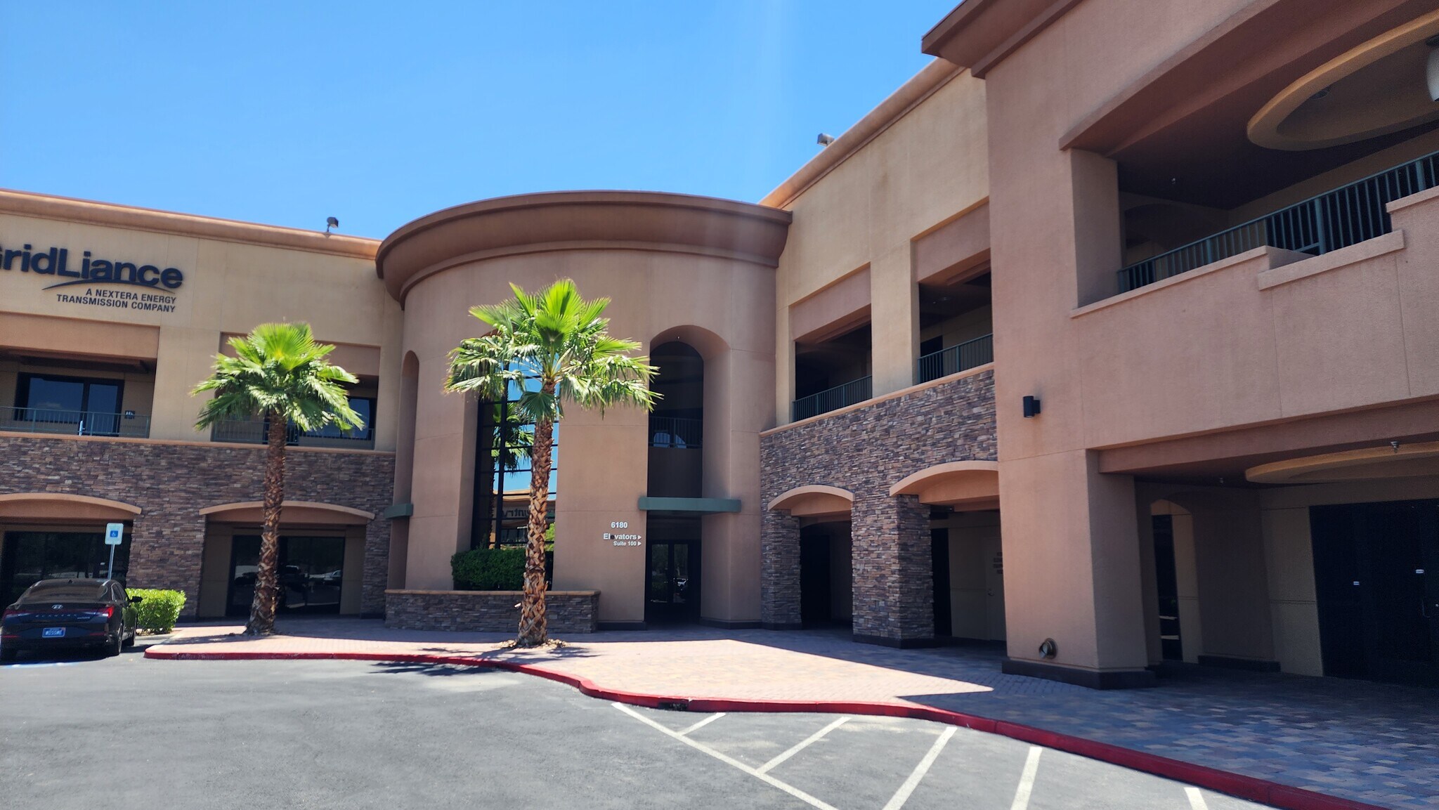 6140 Brent Thurman Way, Las Vegas, NV to rent Building Photo- Image 1 of 9
