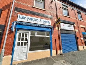 2 Dumbell St, Manchester to rent Building Photo- Image 1 of 4