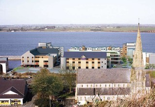 Balaclava Rd, Caernarfon for rent Primary Photo- Image 1 of 2