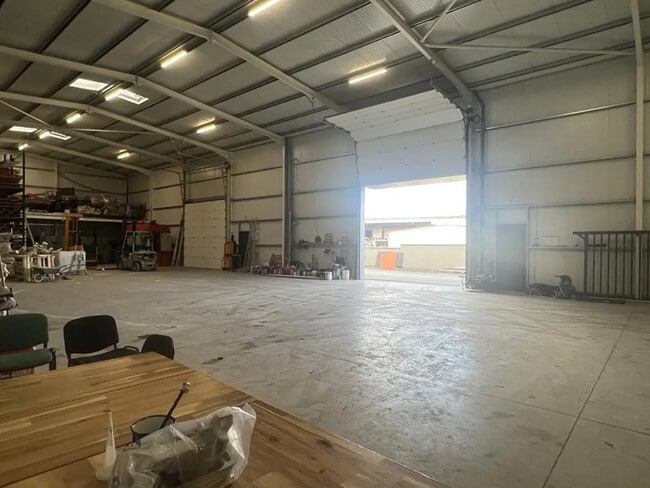 Vente Local d'activités 830 m²