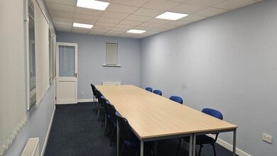 Myregormie Pl, Kirkcaldy to rent Interior Photo- Image 1 of 4