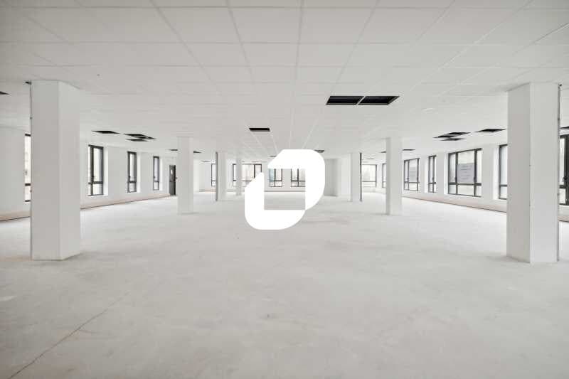 Office in Vénissieux to rent - Interior Photo - Image 2 of 7