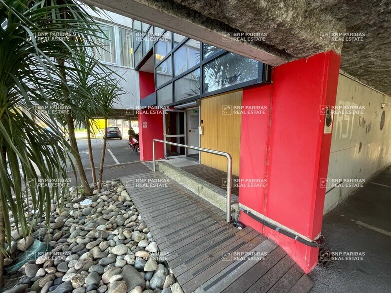 Office in Labège to rent - Building Photo - Image 3 of 31