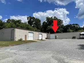 2131 US Highway 70, Swannanoa, NC for rent Building Photo- Image 1 of 3