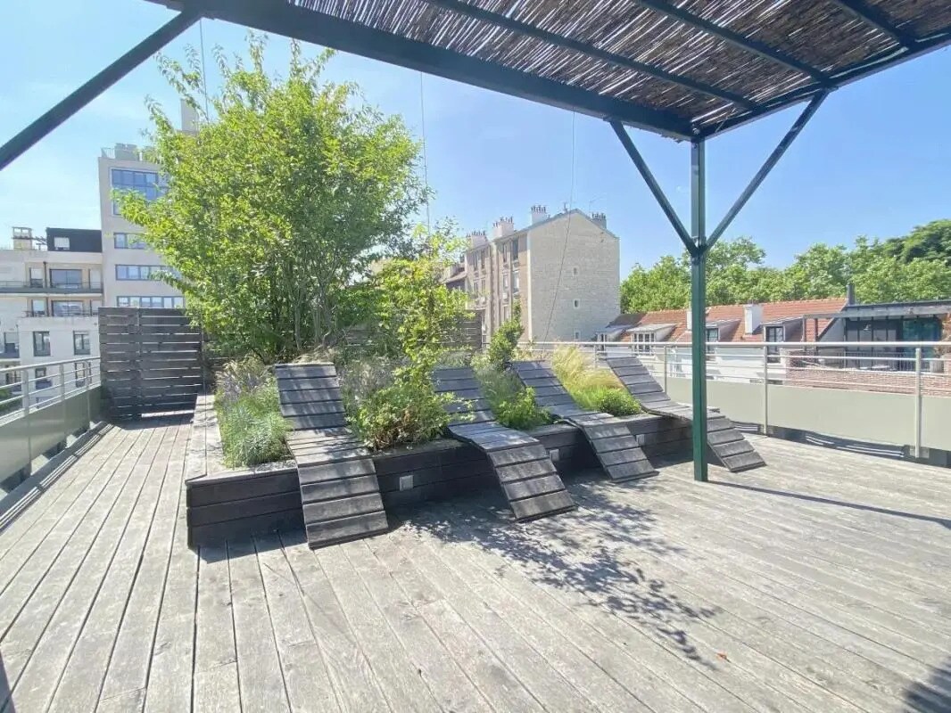 Office in Boulogne-Billancourt for sale Building Photo- Image 1 of 11