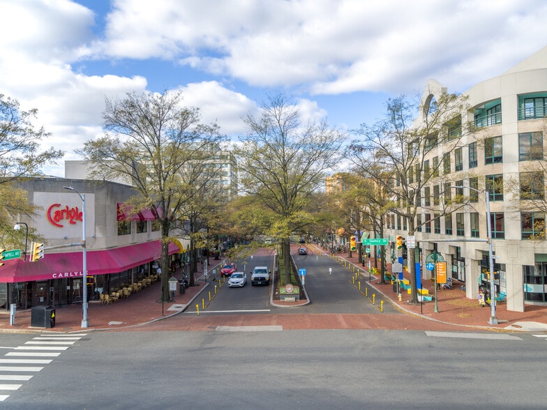 2700 S Quincy St, Arlington, VA to rent - Building Photo - Image 1 of 27