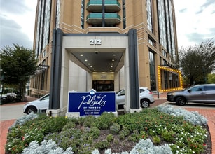 212 Washington Ave, Towson, MD to rent Building Photo- Image 1 of 28