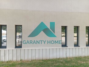 Office / Retail in Cáceres, Cáceres to rent Interior Photo- Image 2 of 5