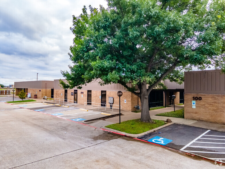 520 Central Pky E, Plano, TX for rent - Building Photo - Image 2 of 7