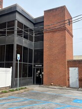 201 W Market St, Kingsport, TN for rent Building Photo- Image 1 of 5