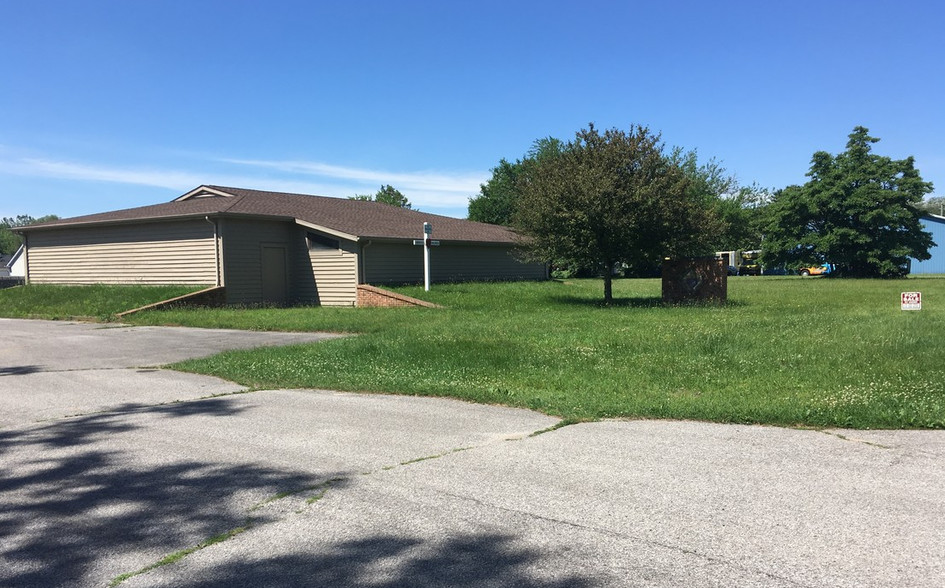 5202 Linden Ave, South Bend, IN for sale - Building Photo - Image 1 of 1