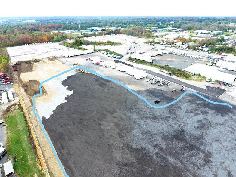 1041 Lake Rd, Medina, OH to rent - Building Photo - Image 2 of 2