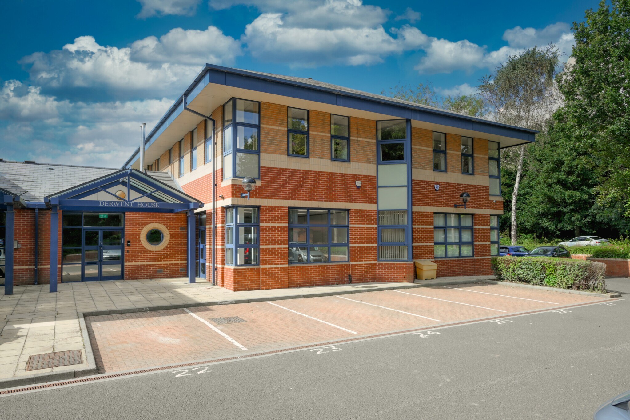 Fifth Avenue, Team Valley Trading Estate, Gateshead to rent Building Photo- Image 1 of 10