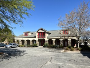 5575 Garden Village Way, Greensboro, NC for rent Building Photo- Image 1 of 6