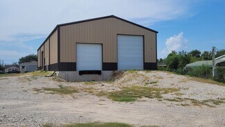 More details for 942 Paulette Ln, San Leon, TX - Industrial for Sale