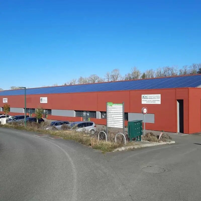 Location Local d'activités 150 m² - Photo 1