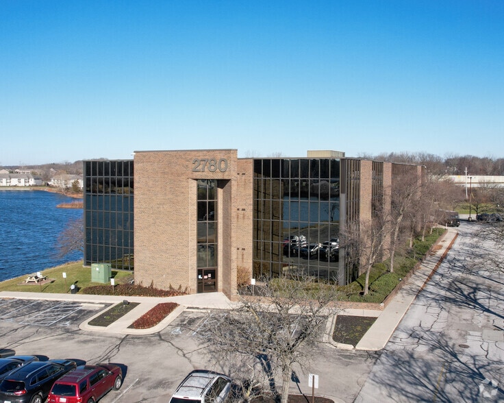 2611 Waterfront Pky, Indianapolis, IN to rent - Building Photo - Image 1 of 5