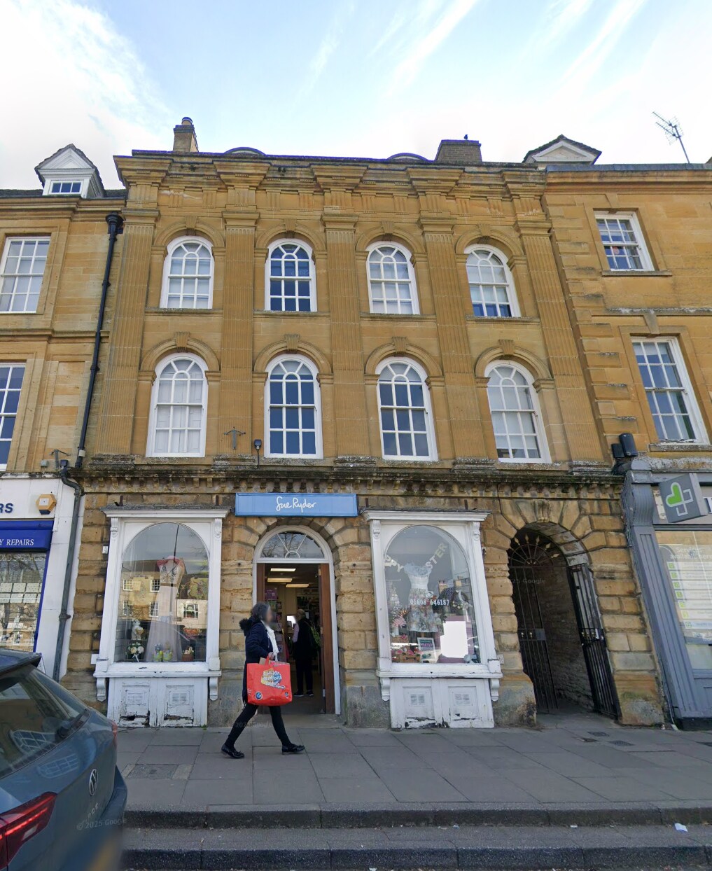 7 High St, Chipping Norton for sale Primary Photo- Image 1 of 2