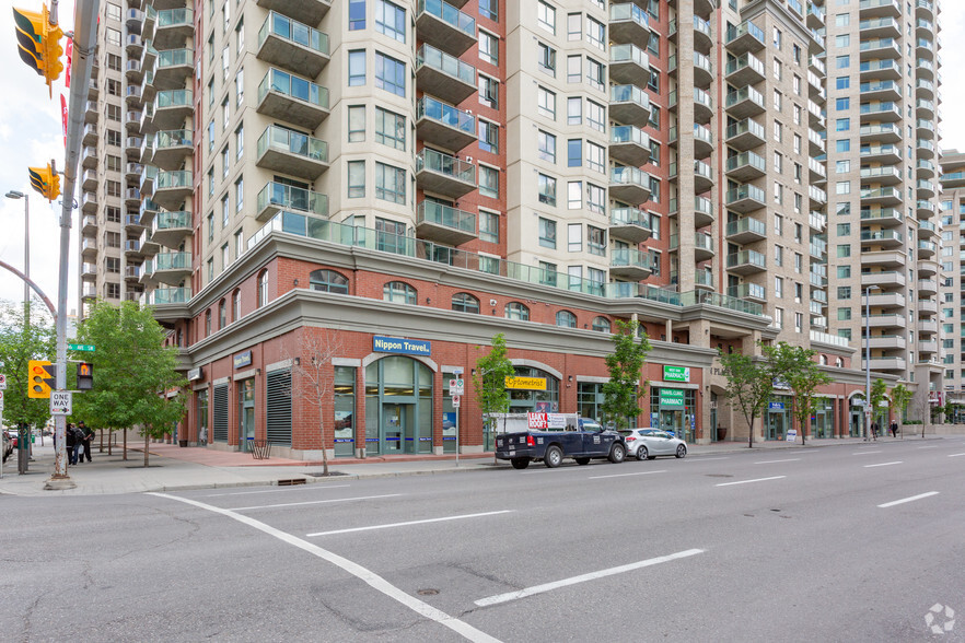 1111 6th Ave SW, Calgary, AB for sale - Primary Photo - Image 1 of 1