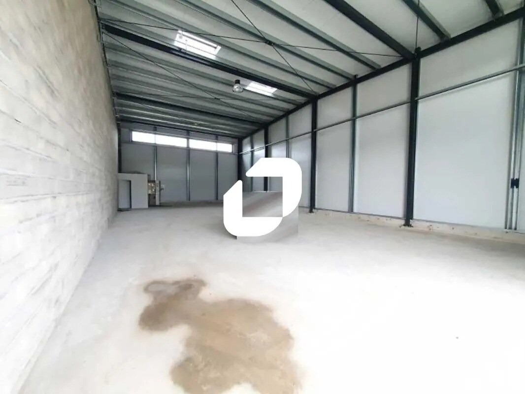 Light Industrial in Valenton to rent Interior Photo- Image 1 of 4