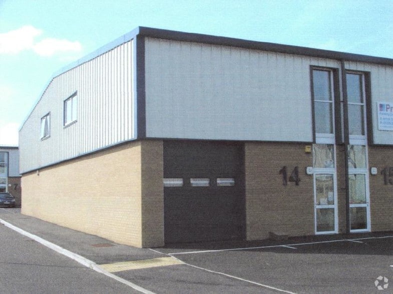 Barwell Ln, Gosport to rent - Building Photo - Image 3 of 5