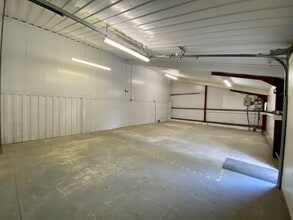 Baughurst Rd, Baughurst to rent Interior Photo- Image 2 of 2