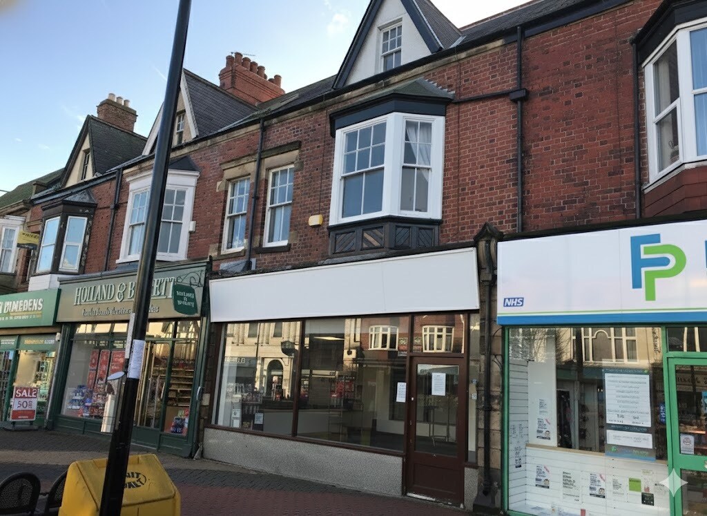 291-293 Whitley Rd, Whitley Bay to rent Building Photo- Image 1 of 2
