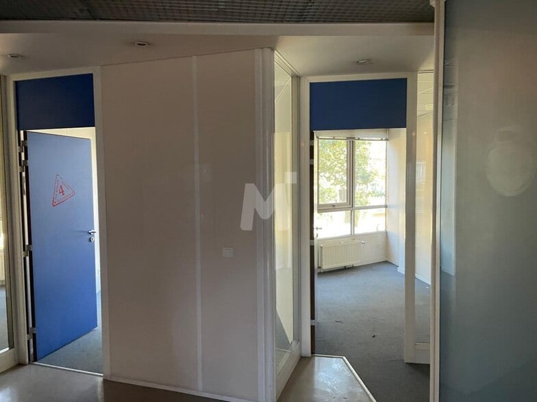Office in Évry-Courcouronnes for sale - Interior Photo - Image 2 of 4