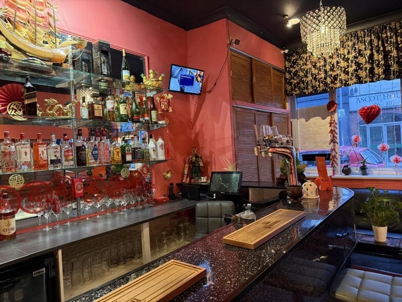 27 Tontine St, Folkestone to rent - Building Photo - Image 3 of 9