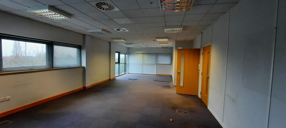 Wildwood Dr, Worcester for sale - Building Photo - Image 2 of 6