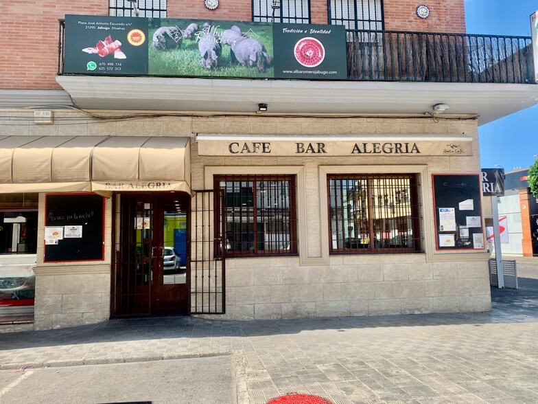 Calle Javier Lasso de la Vega, 17, La Rinconada, Sevilla for sale - Building Photo - Image 2 of 32