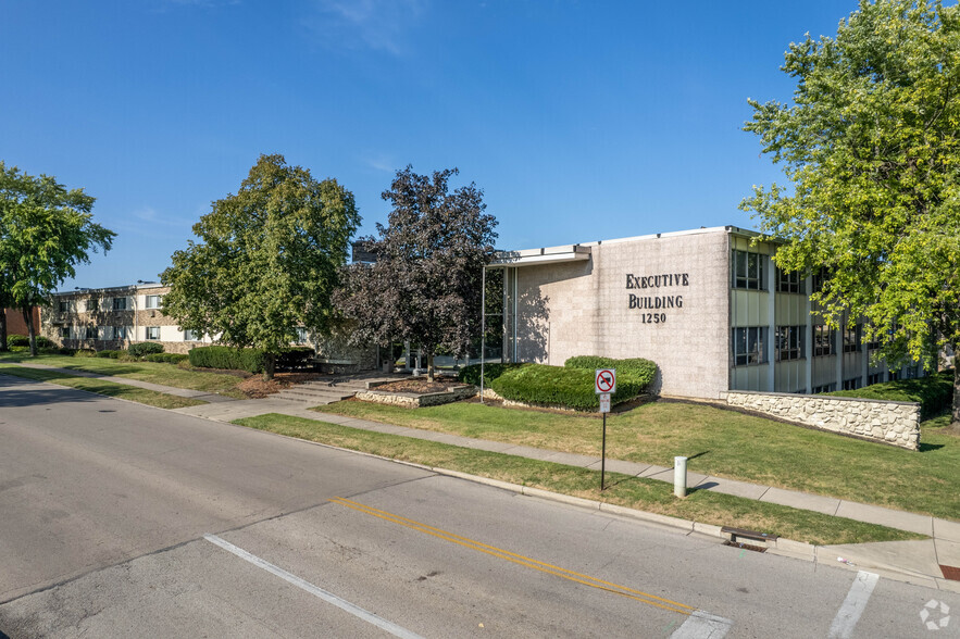 1250 W Dorothy Ln, Kettering, OH for sale - Building Photo - Image 1 of 1