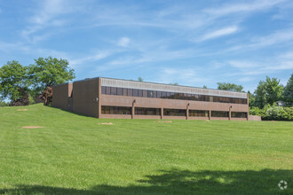 650 S Prospect Ave, Hartville, OH for sale Primary Photo- Image 1 of 1