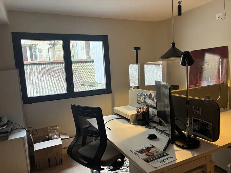 Office in Bordeaux to rent - Building Photo - Image 3 of 8