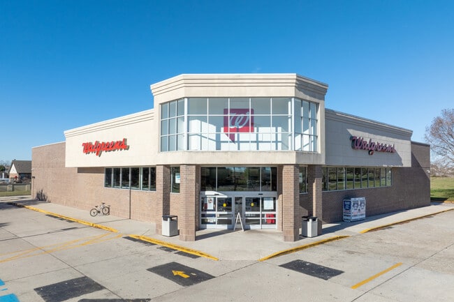 More details for 11297 Lake Forest Blvd, New Orleans, LA - Retail for Auction