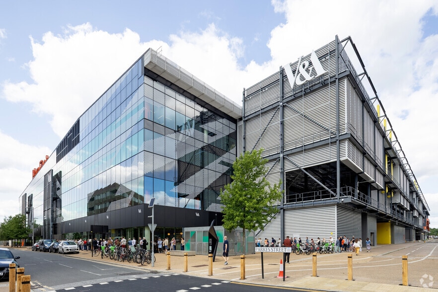 Queen Elizabeth Olympic Park, London to rent - Primary Photo - Image 1 of 46