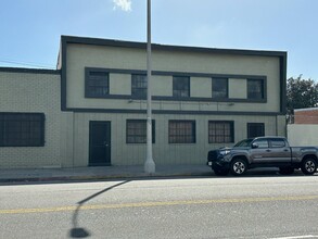 4116 W Jefferson Blvd, Los Angeles, CA for rent Building Photo- Image 2 of 28