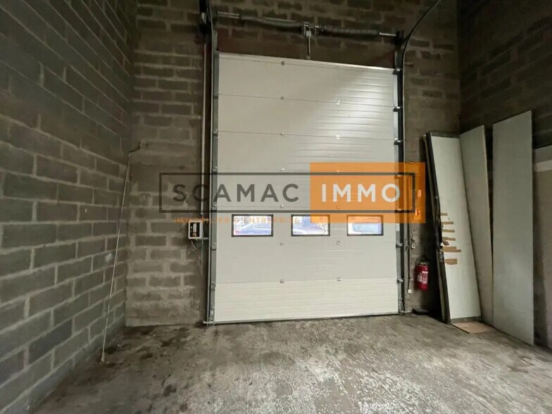 Industrial in to rent - Building Photo - Image 3 of 6
