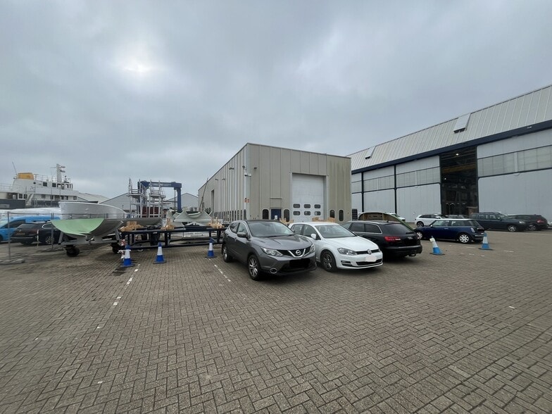 Shore Rd, Southampton to rent - Building Photo - Image 2 of 8