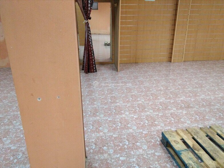 Retail in Cáceres, Cáceres for sale - Interior Photo - Image 1 of 10