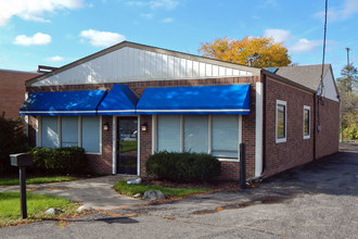 26179 Novi Rd, Novi, MI for sale Primary Photo- Image 1 of 1