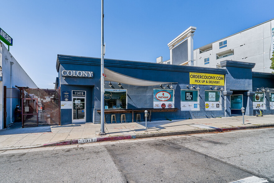 11419 Santa Monica Blvd, Los Angeles, CA for sale - Building Photo - Image 1 of 1