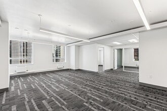 509 Olive Way, Seattle, WA to rent Interior Photo- Image 2 of 3