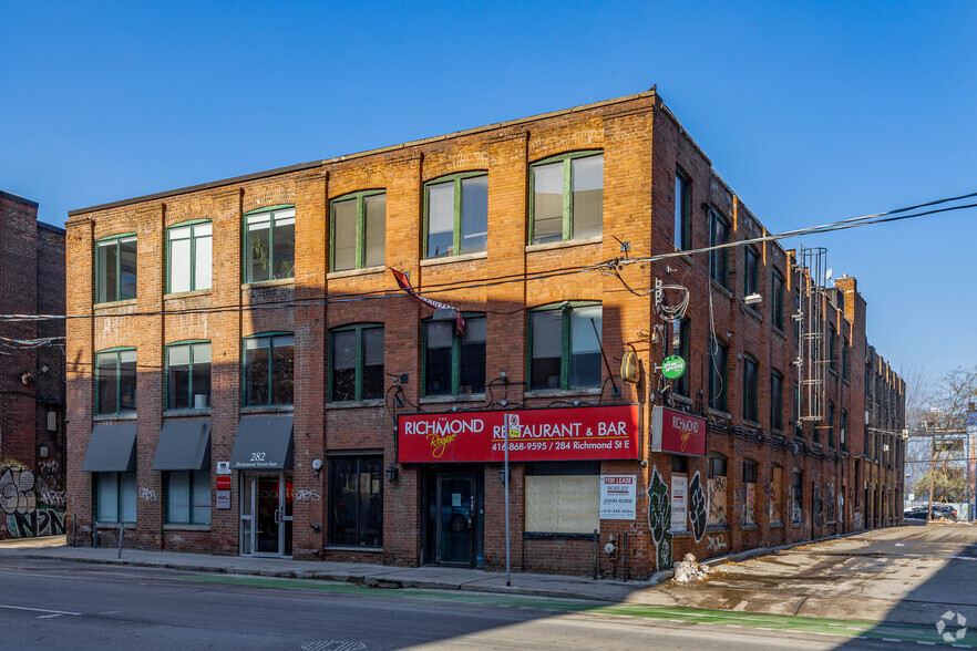 284 Richmond St E, Toronto, ON for rent - Building Photo - Image 1 of 3