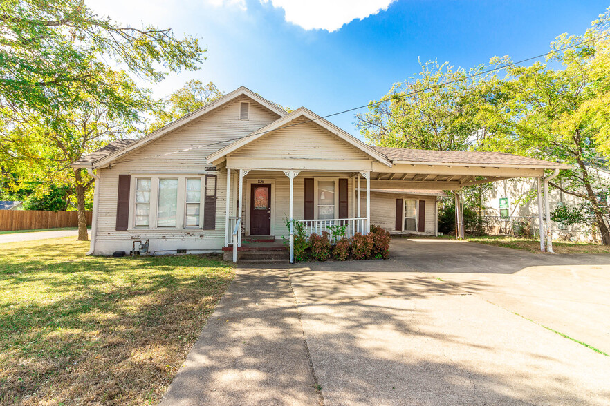 106 S Jefferson St, Kaufman, TX for sale - Building Photo - Image 1 of 15